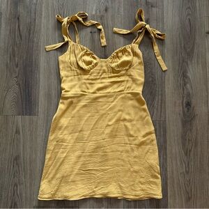 Aritzia Wilfred Dress